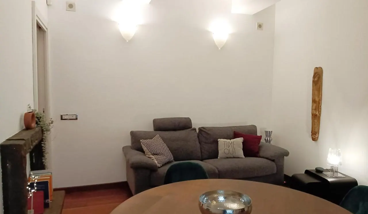 Apartment Sahi - Suite Jannacci - 2 Bedrooms, Arena, Chinatown Milan Italy